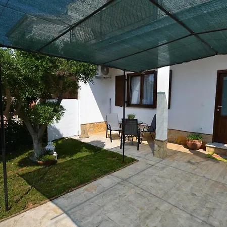 Rozana Apartmán *