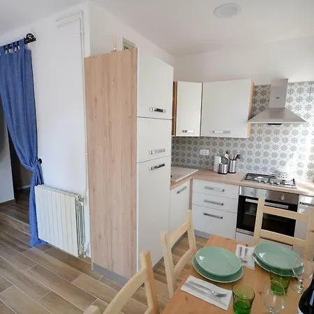 Rozana Novigrad Istria